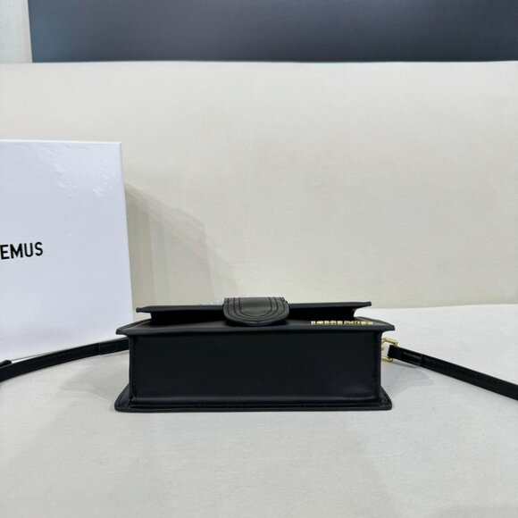 Jacquemus Le Bambino Small flap bag - Picture 3 of 7